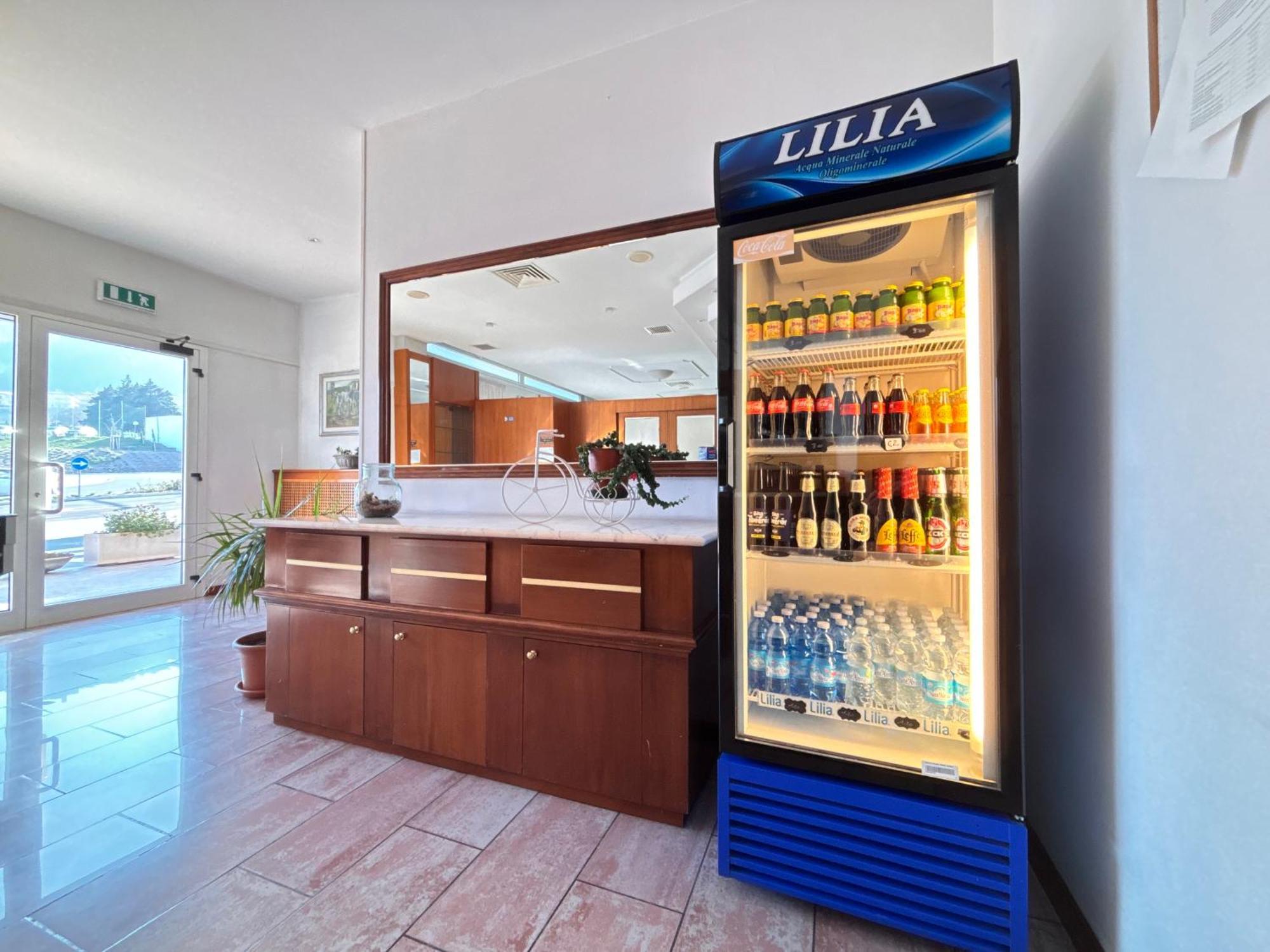 Hotel Crocenzi Σαν Μαρίνο Εξωτερικό φωτογραφία